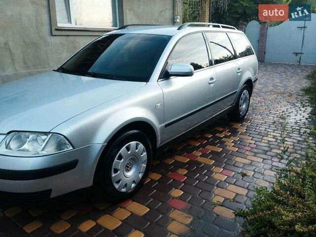 Сірий Фольксваген Пассат, об'ємом двигуна 1.6 л та пробігом 278 тис. км за 4250 $, фото 18 на Automoto.ua