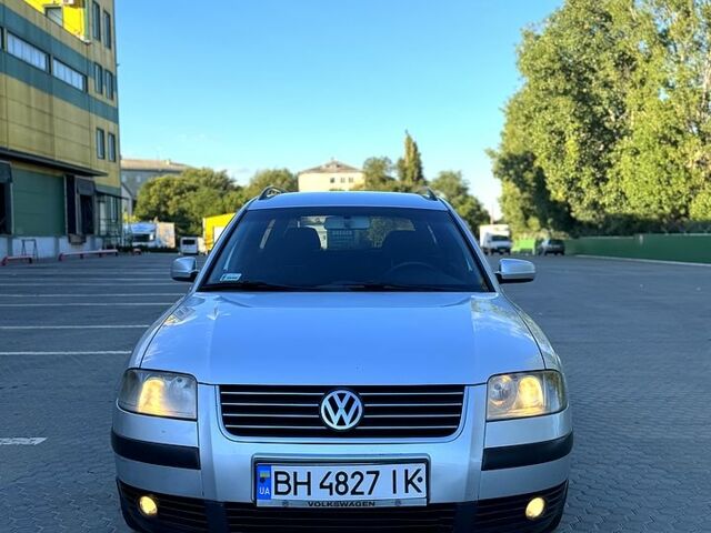 Серый Фольксваген Пассат, объемом двигателя 1.9 л и пробегом 270 тыс. км за 3900 $, фото 1 на Automoto.ua