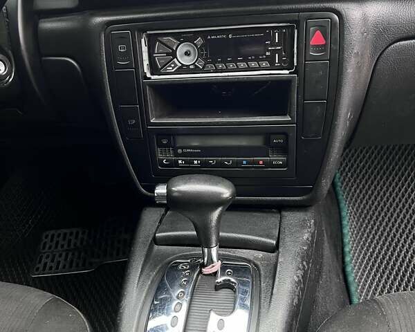 Серый Фольксваген Пассат, объемом двигателя 1.9 л и пробегом 393 тыс. км за 3900 $, фото 9 на Automoto.ua