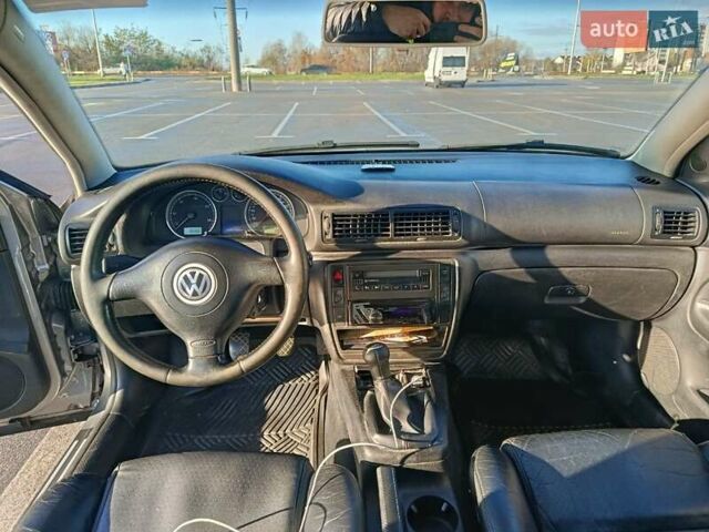 Серый Фольксваген Пассат, объемом двигателя 1.9 л и пробегом 386 тыс. км за 4900 $, фото 18 на Automoto.ua