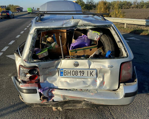 Серый Фольксваген Пассат, объемом двигателя 1.98 л и пробегом 200 тыс. км за 1750 $, фото 1 на Automoto.ua