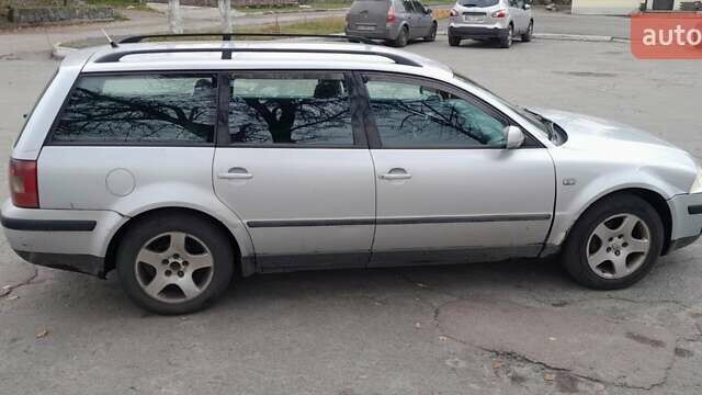 Серый Фольксваген Пассат, объемом двигателя 1.9 л и пробегом 400 тыс. км за 3000 $, фото 9 на Automoto.ua