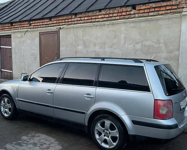 Серый Фольксваген Пассат, объемом двигателя 1.9 л и пробегом 392 тыс. км за 4600 $, фото 8 на Automoto.ua