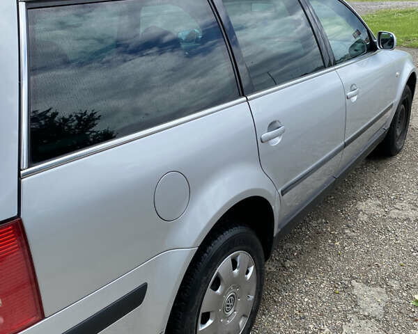 Серый Фольксваген Пассат, объемом двигателя 1.98 л и пробегом 212 тыс. км за 4200 $, фото 6 на Automoto.ua