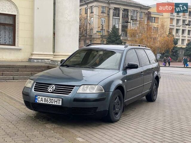 Серый Фольксваген Пассат, объемом двигателя 1.9 л и пробегом 250 тыс. км за 2750 $, фото 6 на Automoto.ua