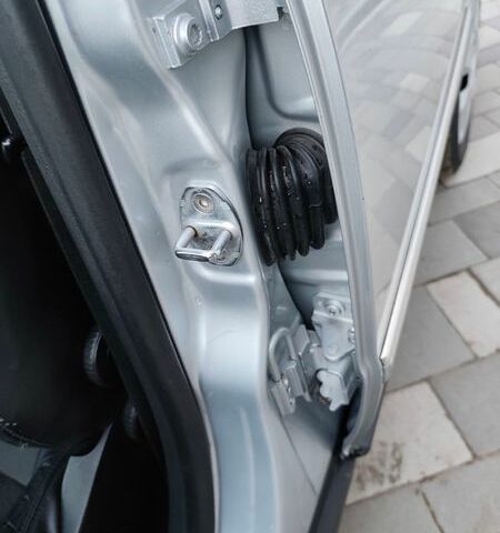 Серый Фольксваген Пассат, объемом двигателя 1.9 л и пробегом 347 тыс. км за 4480 $, фото 29 на Automoto.ua