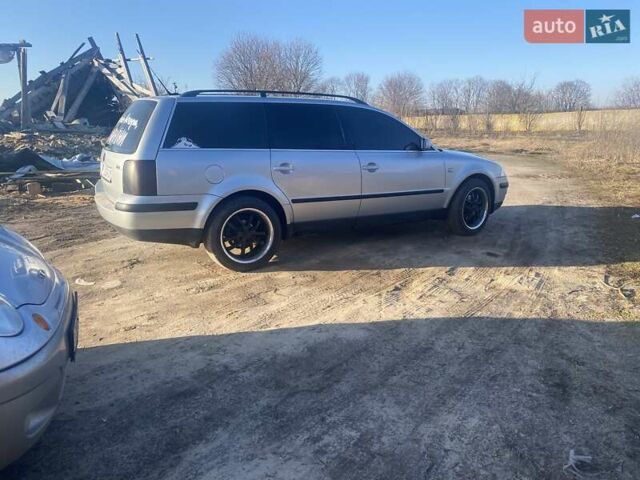 Серый Фольксваген Пассат, объемом двигателя 1.9 л и пробегом 350 тыс. км за 4700 $, фото 3 на Automoto.ua