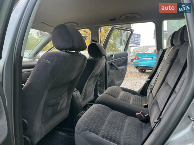 Серый Фольксваген Пассат, объемом двигателя 1.78 л и пробегом 215 тыс. км за 5300 $, фото 12 на Automoto.ua