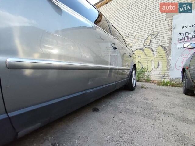 Серый Фольксваген Пассат, объемом двигателя 1.9 л и пробегом 413 тыс. км за 4500 $, фото 4 на Automoto.ua