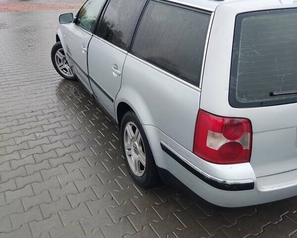 Серый Фольксваген Пассат, объемом двигателя 1.98 л и пробегом 414 тыс. км за 4250 $, фото 5 на Automoto.ua