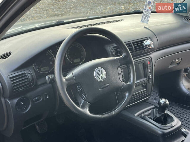 Серый Фольксваген Пассат, объемом двигателя 1.78 л и пробегом 215 тыс. км за 5300 $, фото 9 на Automoto.ua