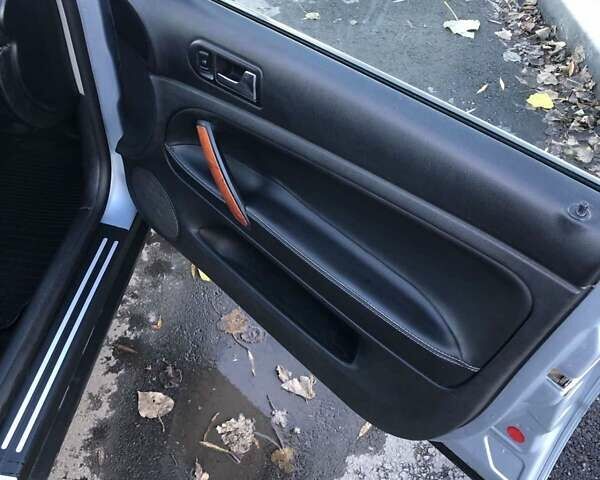 Серый Фольксваген Пассат, объемом двигателя 1.9 л и пробегом 400 тыс. км за 3900 $, фото 9 на Automoto.ua