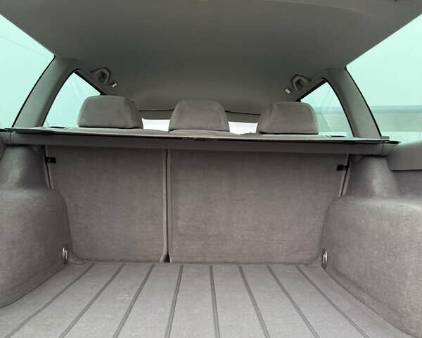 Серый Фольксваген Пассат, объемом двигателя 2 л и пробегом 280 тыс. км за 5400 $, фото 7 на Automoto.ua