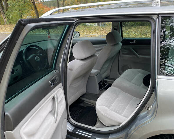 Серый Фольксваген Пассат, объемом двигателя 1.78 л и пробегом 245 тыс. км за 3850 $, фото 12 на Automoto.ua