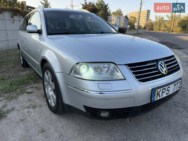 Серый Фольксваген Пассат, объемом двигателя 2.5 л и пробегом 280 тыс. км за 2800 $, фото 1 на Automoto.ua