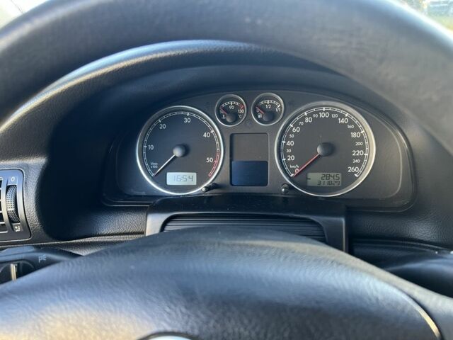 Сірий Фольксваген Пассат, об'ємом двигуна 2 л та пробігом 311 тис. км за 5000 $, фото 12 на Automoto.ua