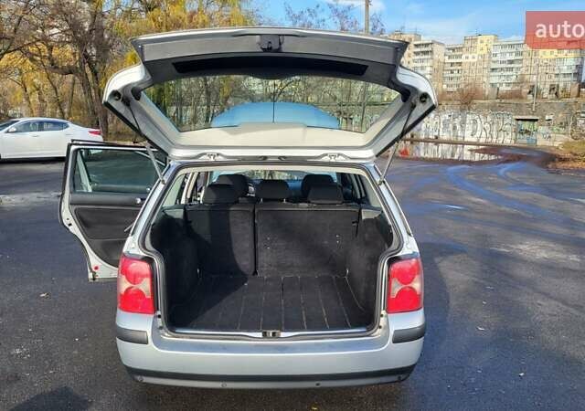 Сірий Фольксваген Пассат, об'ємом двигуна 1.9 л та пробігом 265 тис. км за 4500 $, фото 21 на Automoto.ua