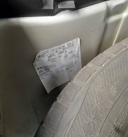 Сірий Фольксваген Пассат, об'ємом двигуна 1.6 л та пробігом 159 тис. км за 5200 $, фото 26 на Automoto.ua