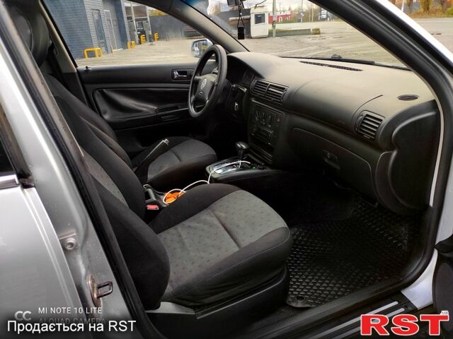 Сірий Фольксваген Пассат, об'ємом двигуна 1.9 л та пробігом 350 тис. км за 3900 $, фото 8 на Automoto.ua