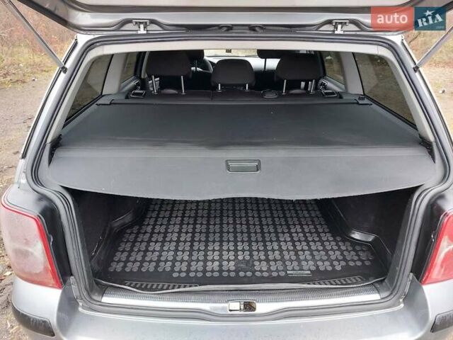 Серый Фольксваген Пассат, объемом двигателя 1.9 л и пробегом 450 тыс. км за 3950 $, фото 28 на Automoto.ua