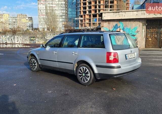 Сірий Фольксваген Пассат, об'ємом двигуна 1.9 л та пробігом 265 тис. км за 4500 $, фото 5 на Automoto.ua