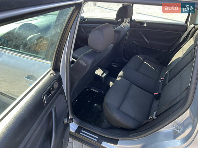 Серый Фольксваген Пассат, объемом двигателя 1.6 л и пробегом 198 тыс. км за 4400 $, фото 27 на Automoto.ua