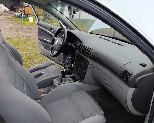 Сірий Фольксваген Пассат, об'ємом двигуна 2.77 л та пробігом 370 тис. км за 3500 $, фото 4 на Automoto.ua