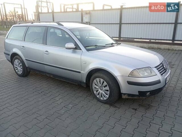 Серый Фольксваген Пассат, объемом двигателя 1.9 л и пробегом 399 тыс. км за 4200 $, фото 1 на Automoto.ua