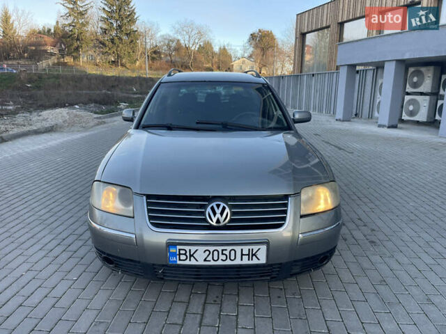 Сірий Фольксваген Пассат, об'ємом двигуна 1.9 л та пробігом 298 тис. км за 3250 $, фото 1 на Automoto.ua