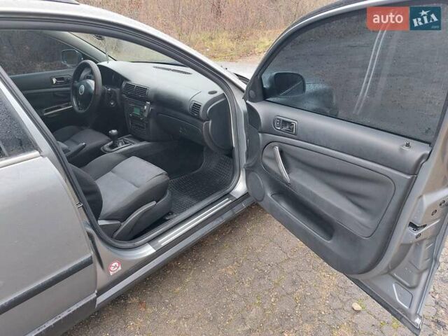 Серый Фольксваген Пассат, объемом двигателя 1.9 л и пробегом 450 тыс. км за 3950 $, фото 29 на Automoto.ua