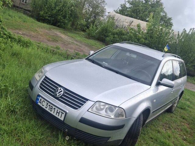 Серый Фольксваген Пассат, объемом двигателя 1.6 л и пробегом 246 тыс. км за 2500 $, фото 3 на Automoto.ua
