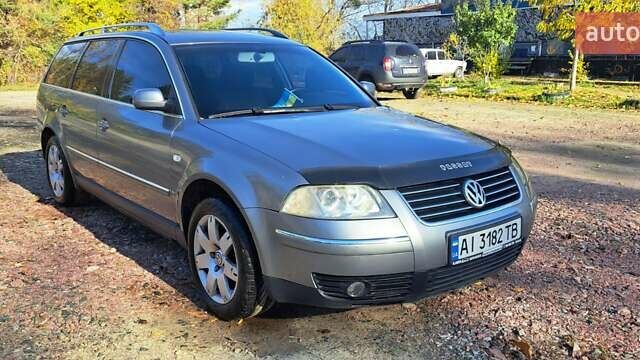 Серый Фольксваген Пассат, объемом двигателя 2.5 л и пробегом 298 тыс. км за 3999 $, фото 5 на Automoto.ua