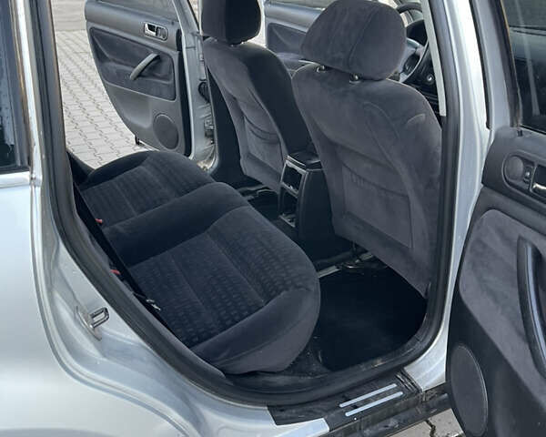 Серый Фольксваген Пассат, объемом двигателя 1.9 л и пробегом 319 тыс. км за 4700 $, фото 16 на Automoto.ua