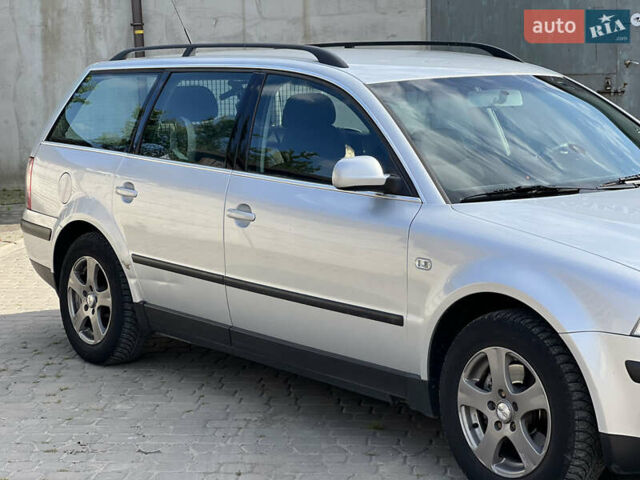 Серый Фольксваген Пассат, объемом двигателя 1.6 л и пробегом 198 тыс. км за 4400 $, фото 6 на Automoto.ua