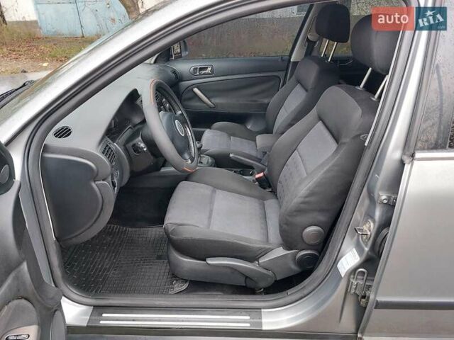 Серый Фольксваген Пассат, объемом двигателя 1.9 л и пробегом 450 тыс. км за 3950 $, фото 45 на Automoto.ua