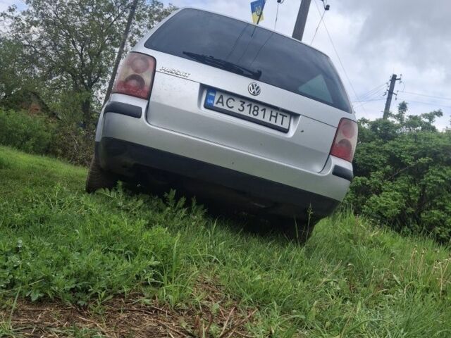 Серый Фольксваген Пассат, объемом двигателя 1.6 л и пробегом 246 тыс. км за 2500 $, фото 4 на Automoto.ua