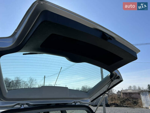 Серый Фольксваген Пассат, объемом двигателя 1.6 л и пробегом 198 тыс. км за 4400 $, фото 22 на Automoto.ua