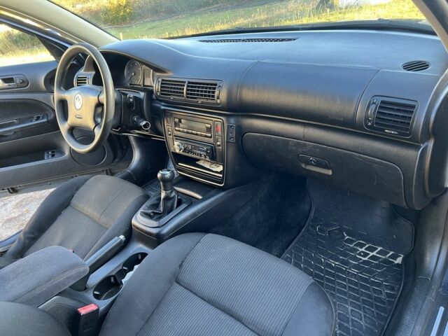 Сірий Фольксваген Пассат, об'ємом двигуна 2 л та пробігом 311 тис. км за 5000 $, фото 8 на Automoto.ua