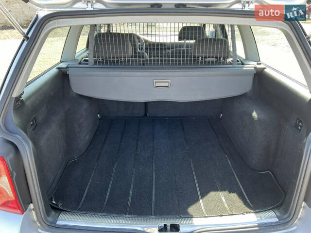 Серый Фольксваген Пассат, объемом двигателя 1.6 л и пробегом 198 тыс. км за 4400 $, фото 23 на Automoto.ua