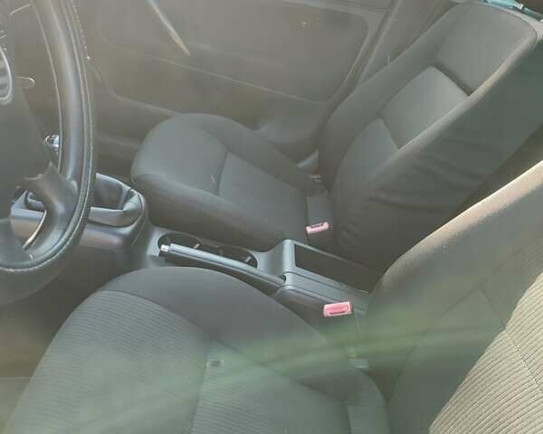 Сірий Фольксваген Пассат, об'ємом двигуна 1.6 л та пробігом 230 тис. км за 5000 $, фото 3 на Automoto.ua