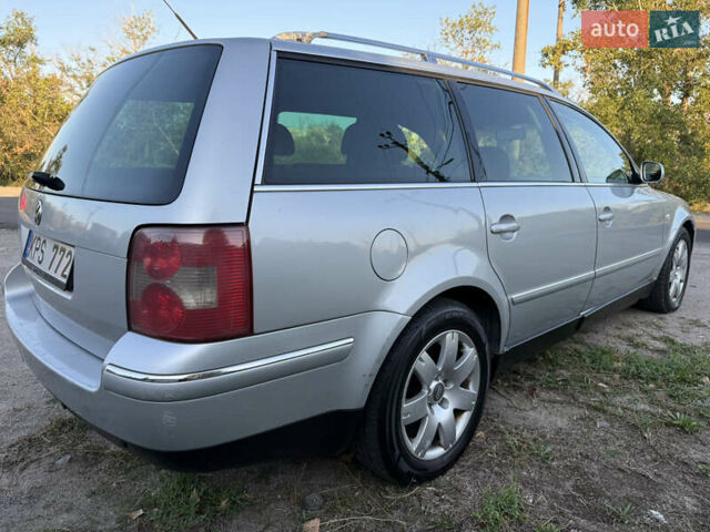 Серый Фольксваген Пассат, объемом двигателя 2.5 л и пробегом 280 тыс. км за 2800 $, фото 2 на Automoto.ua