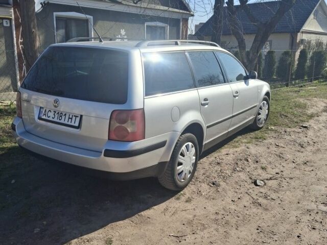 Серый Фольксваген Пассат, объемом двигателя 1.6 л и пробегом 246 тыс. км за 2500 $, фото 6 на Automoto.ua