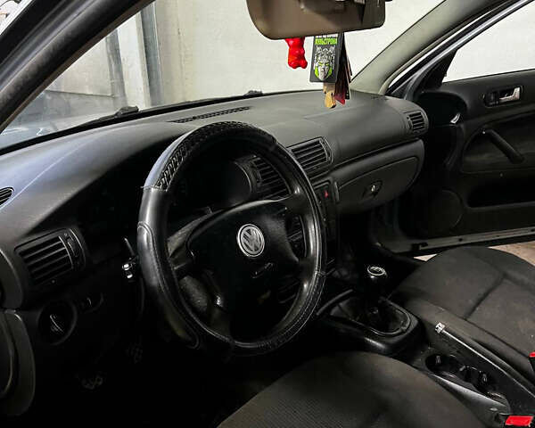 Сірий Фольксваген Пассат, об'ємом двигуна 1.9 л та пробігом 285 тис. км за 3500 $, фото 3 на Automoto.ua