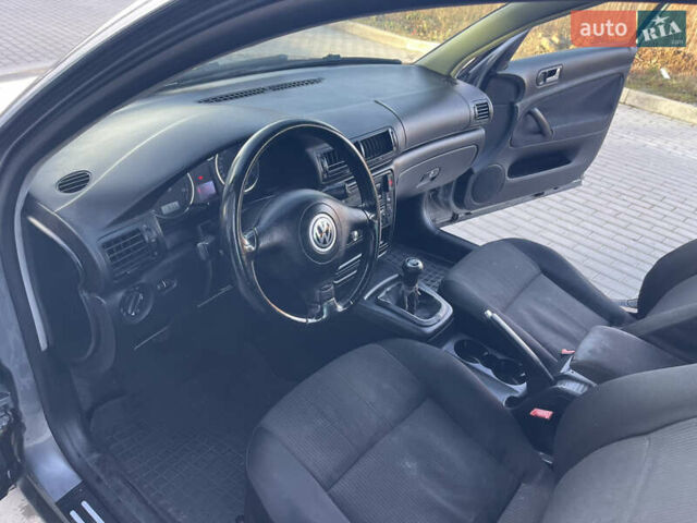 Сірий Фольксваген Пассат, об'ємом двигуна 1.9 л та пробігом 298 тис. км за 3250 $, фото 12 на Automoto.ua