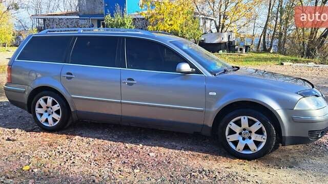 Серый Фольксваген Пассат, объемом двигателя 2.5 л и пробегом 298 тыс. км за 3999 $, фото 2 на Automoto.ua