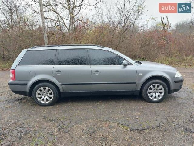 Серый Фольксваген Пассат, объемом двигателя 1.9 л и пробегом 450 тыс. км за 3950 $, фото 57 на Automoto.ua