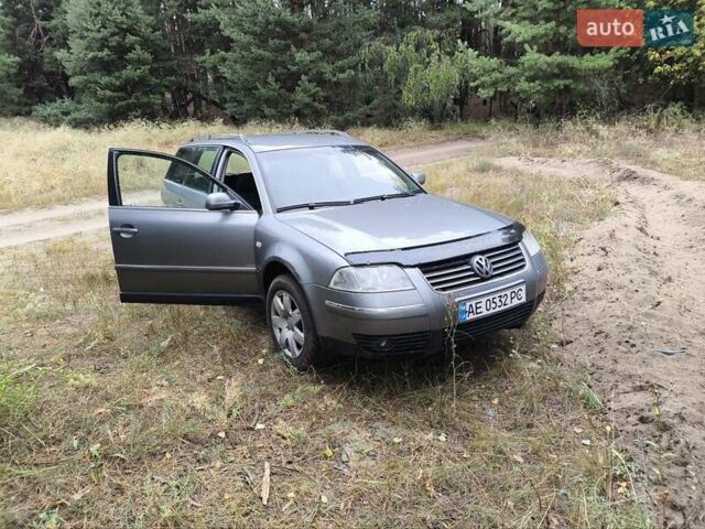 Сірий Фольксваген Пассат, об'ємом двигуна 2.5 л та пробігом 350 тис. км за 4000 $, фото 4 на Automoto.ua