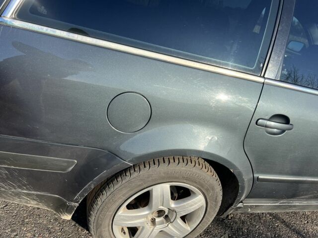 Сірий Фольксваген Пассат, об'ємом двигуна 2 л та пробігом 311 тис. км за 5000 $, фото 6 на Automoto.ua