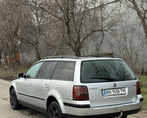 Сірий Фольксваген Пассат, об'ємом двигуна 1.9 л та пробігом 250 тис. км за 3799 $, фото 4 на Automoto.ua