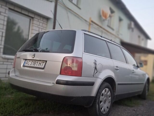 Серый Фольксваген Пассат, объемом двигателя 1.6 л и пробегом 246 тыс. км за 2500 $, фото 2 на Automoto.ua